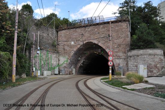 Straßenbahn Bratislava Tram Preßburg Slowakei ÖPNV