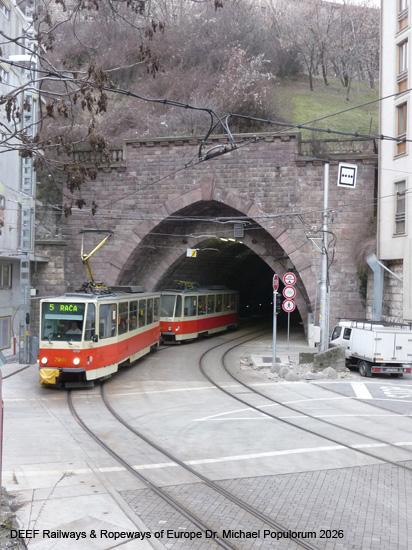 Straßenbahn Bratislava Tram Preßburg Slowakei ÖPNV