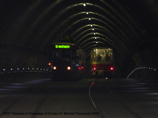 Straßenbahn Bratislava Tram Preßburg Slowakei ÖPNV