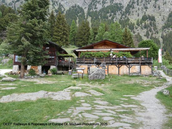 Korblift Vellau Leiteralm Algund Meran Südtirol Seilbahn